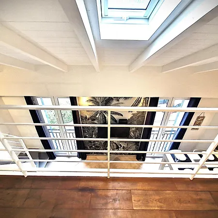 La 34 Tiny House With Sunny Terrace *