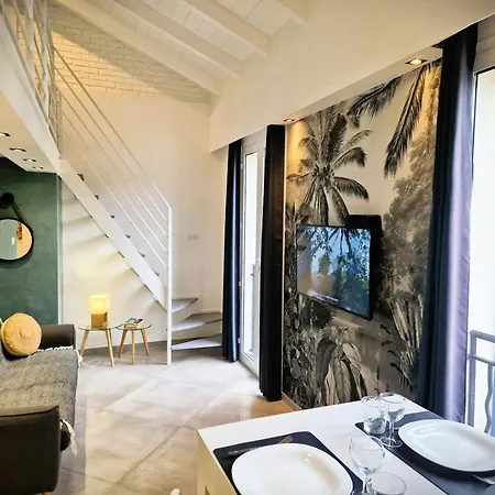 La 34 Tiny House With Sunny Terrace * Mentona