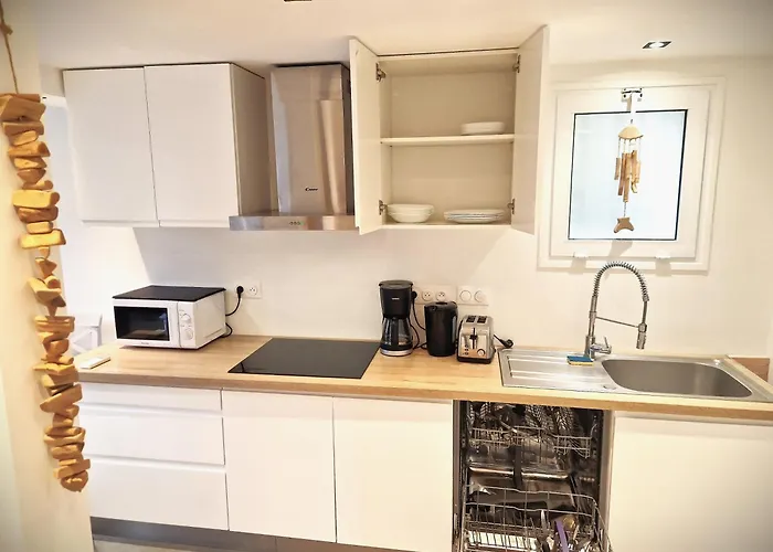 La 34 Tiny House With Sunny Terrace