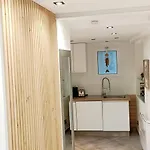 La 34 Tiny House With Sunny Terrace Σπίτι διακοπών