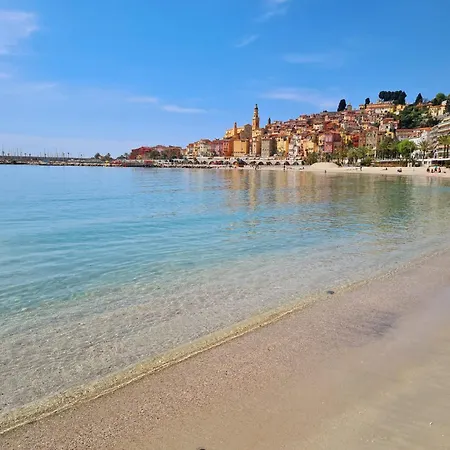 La 34 Tiny House With Sunny Terrace