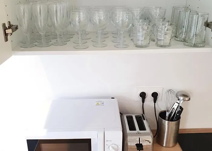 La 34 Tiny House With Sunny Terrace 別荘 マントン