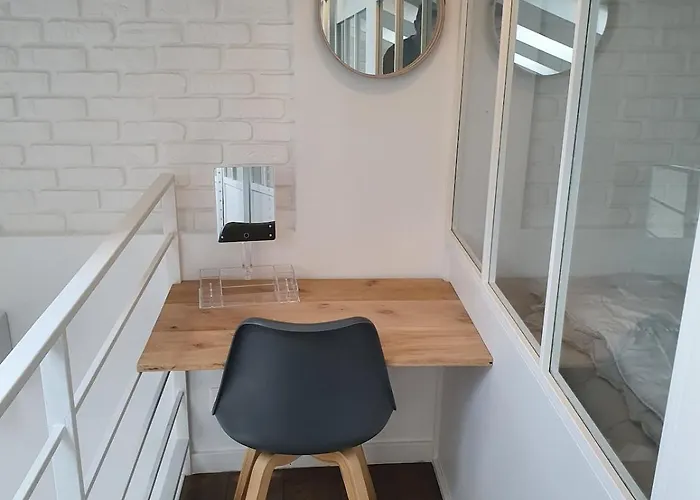 La 34 Tiny House With Sunny Terrace * マントン